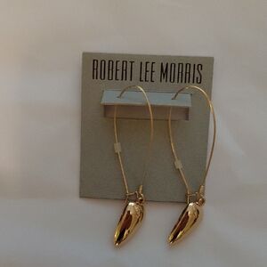NWT Robert Lee Morris Gold-Tone Drop Earrings